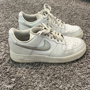 women’s holographic air forces